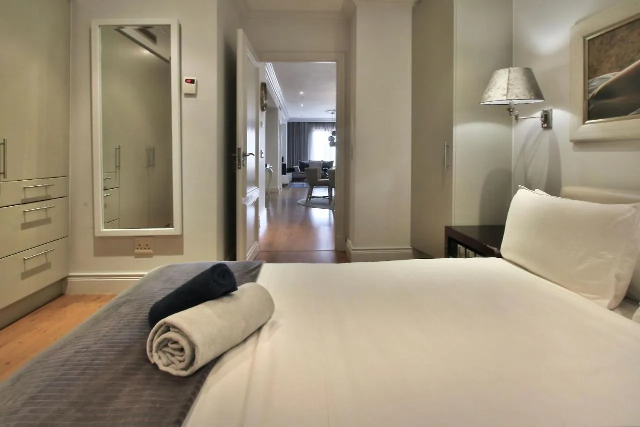 Cape Royale 2 Bedroom Luxury Apartment With Views Cape Town