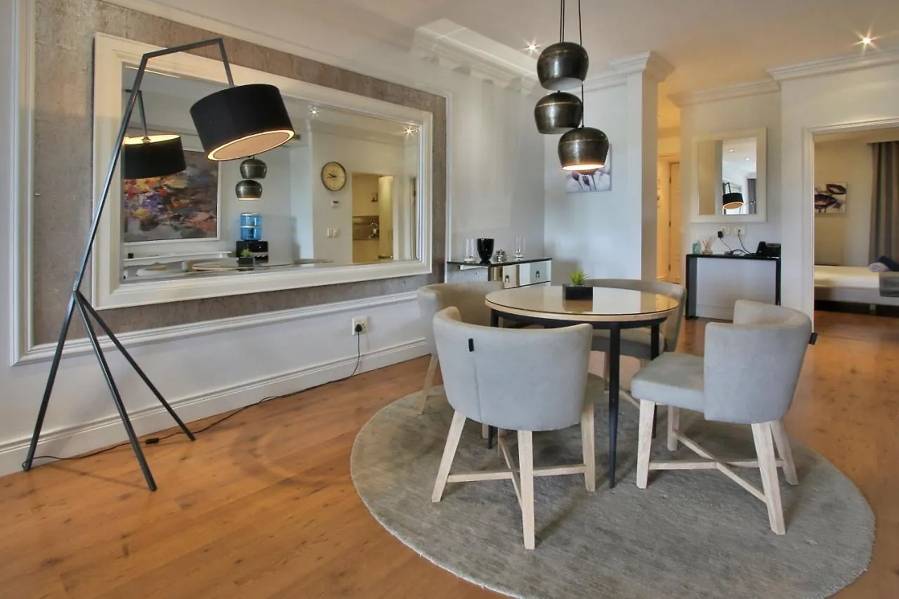 Cape Royale 2 Bedroom Luxury Apartment With Views Cape Town South Africa