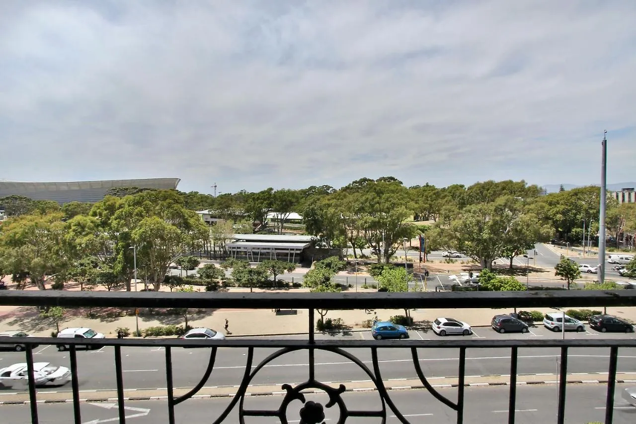 Cape Royale 2 Bedroom Luxury Apartment With Views Cape Town